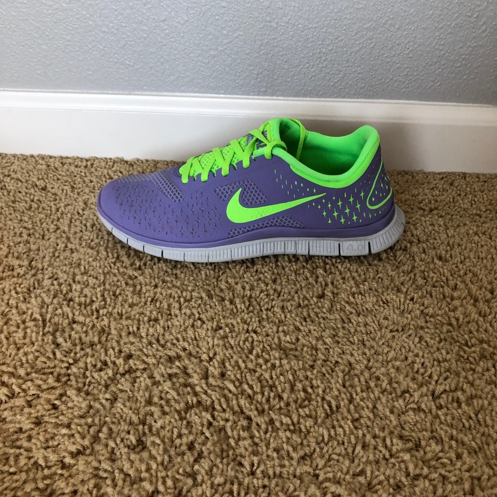 Nike free runs